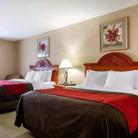 Akwesasne Mohawk Casino Resort And Players Inn Hotel -Formerly Comfort Inn And Suites Hogansburg Ny Экстерьер фото